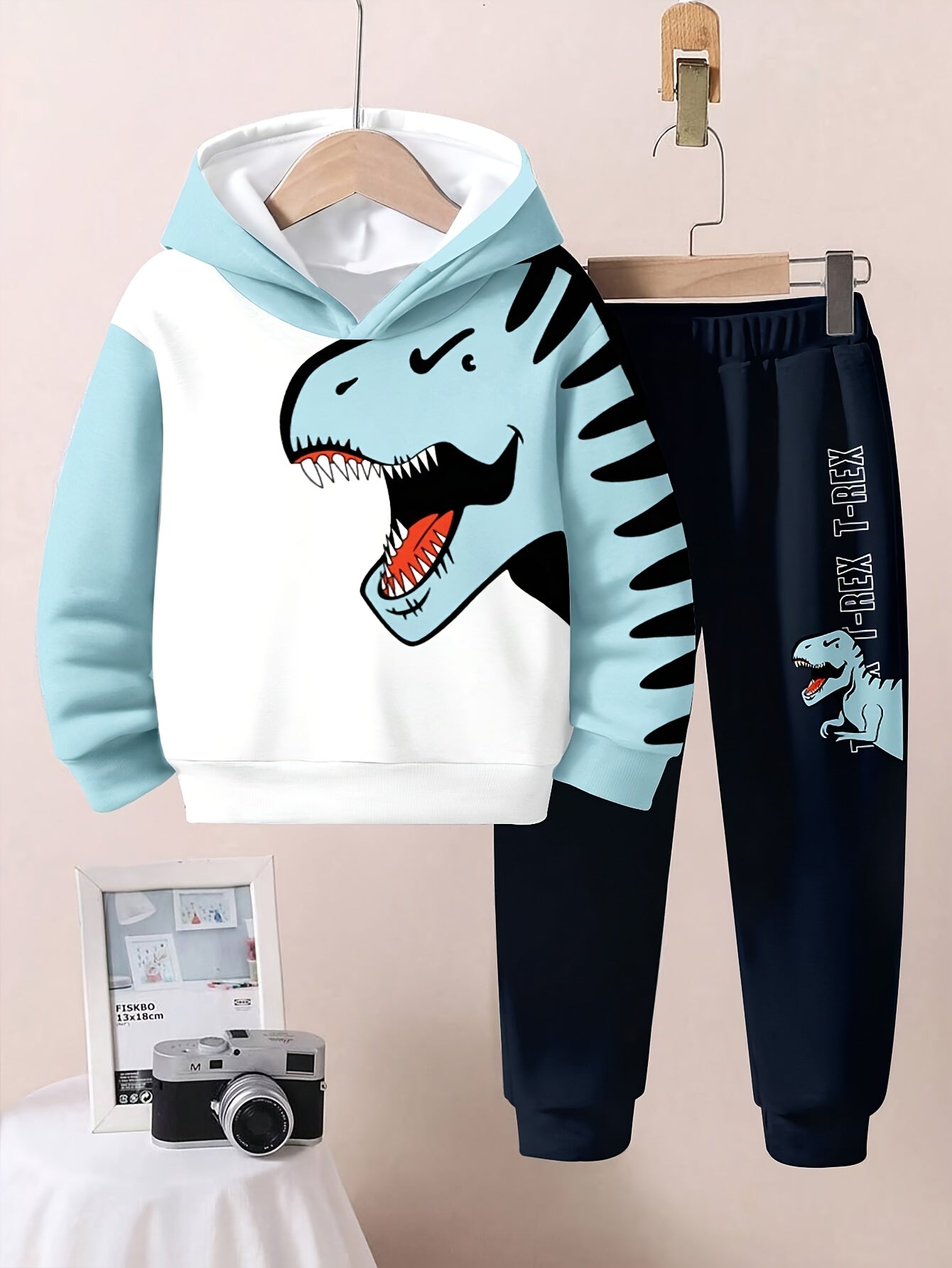 2PCs Dinosaur Printed Hoodie and Pants Set