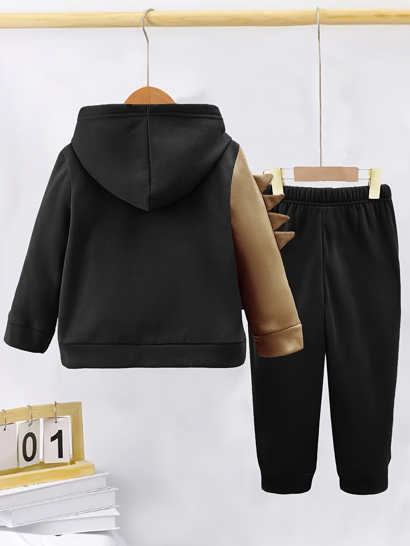 2Pcs Fleece-Lined Hoodie And Pants Set