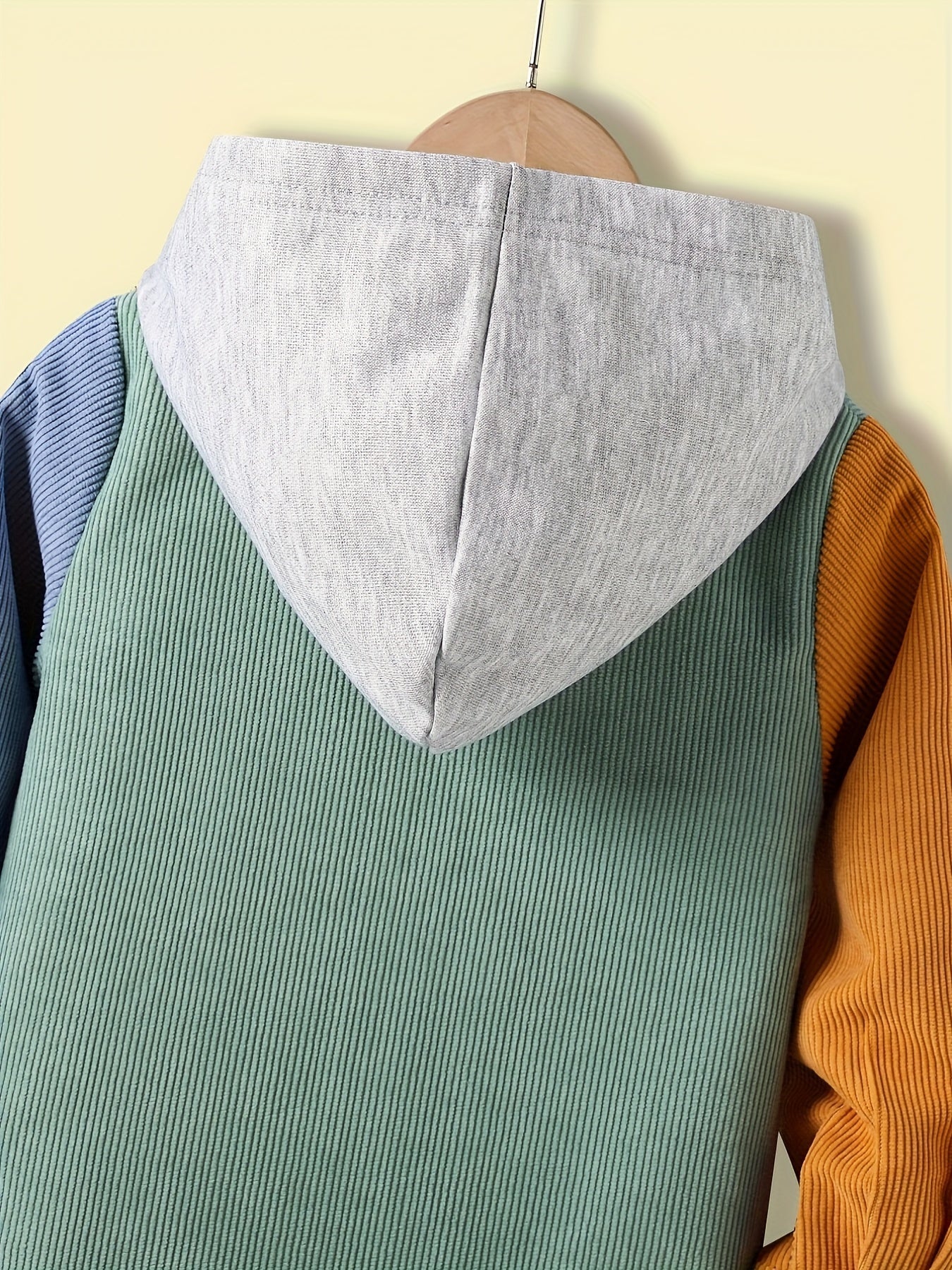 Loose Fitting Corduroy Hooded Jacket