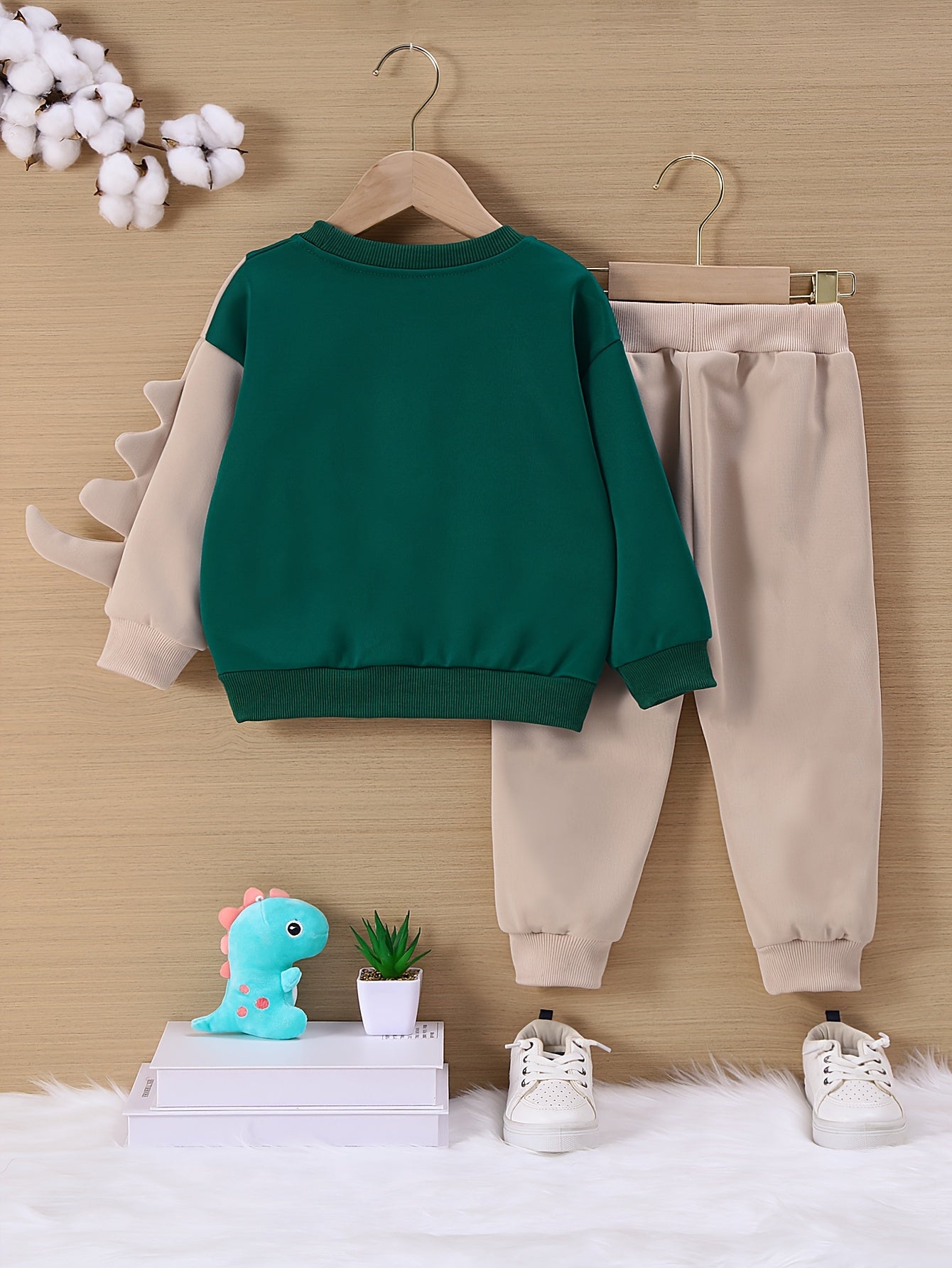 Breathable Printed Sweatshirt & Pant Sets