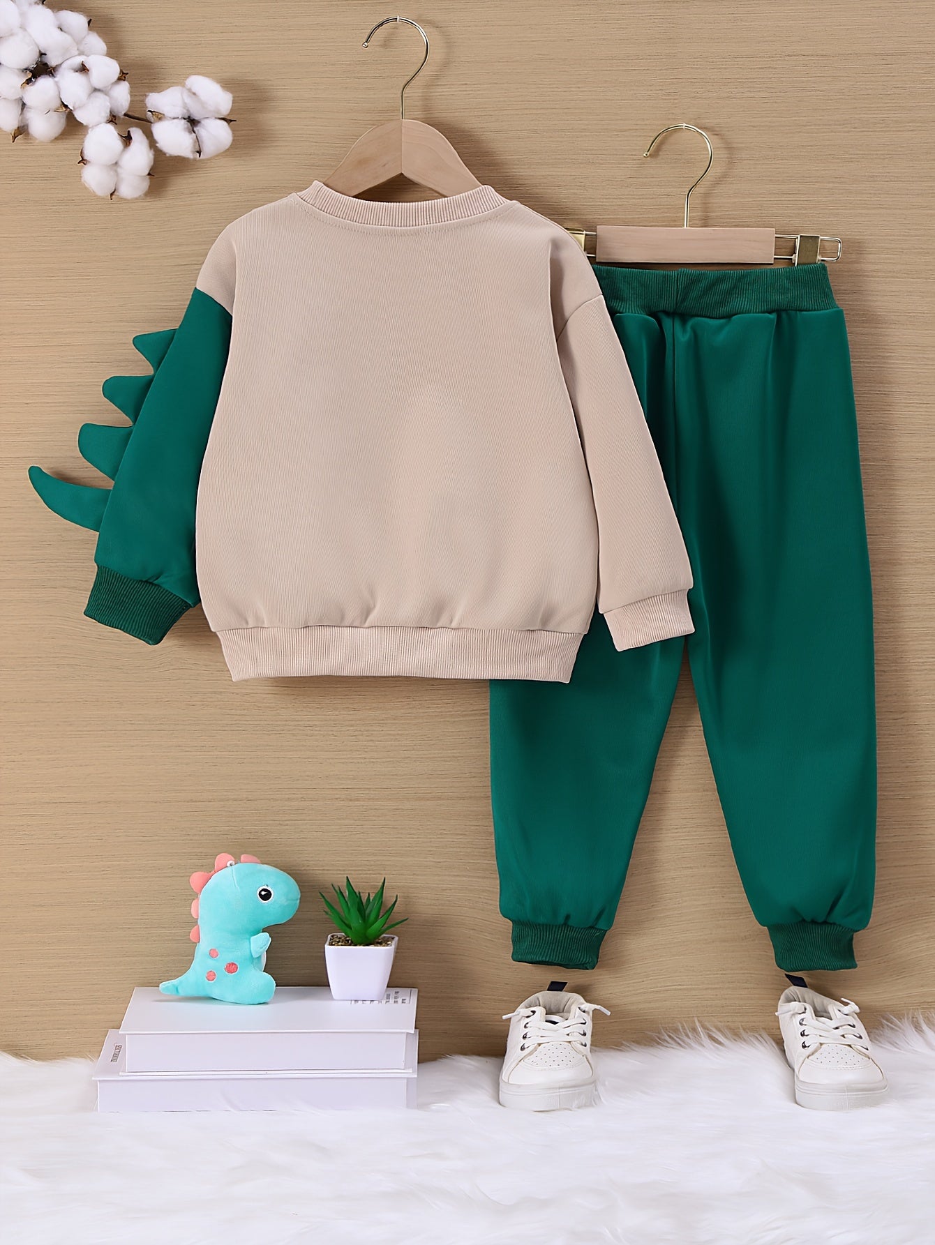 Breathable Printed Sweatshirt & Pant Sets
