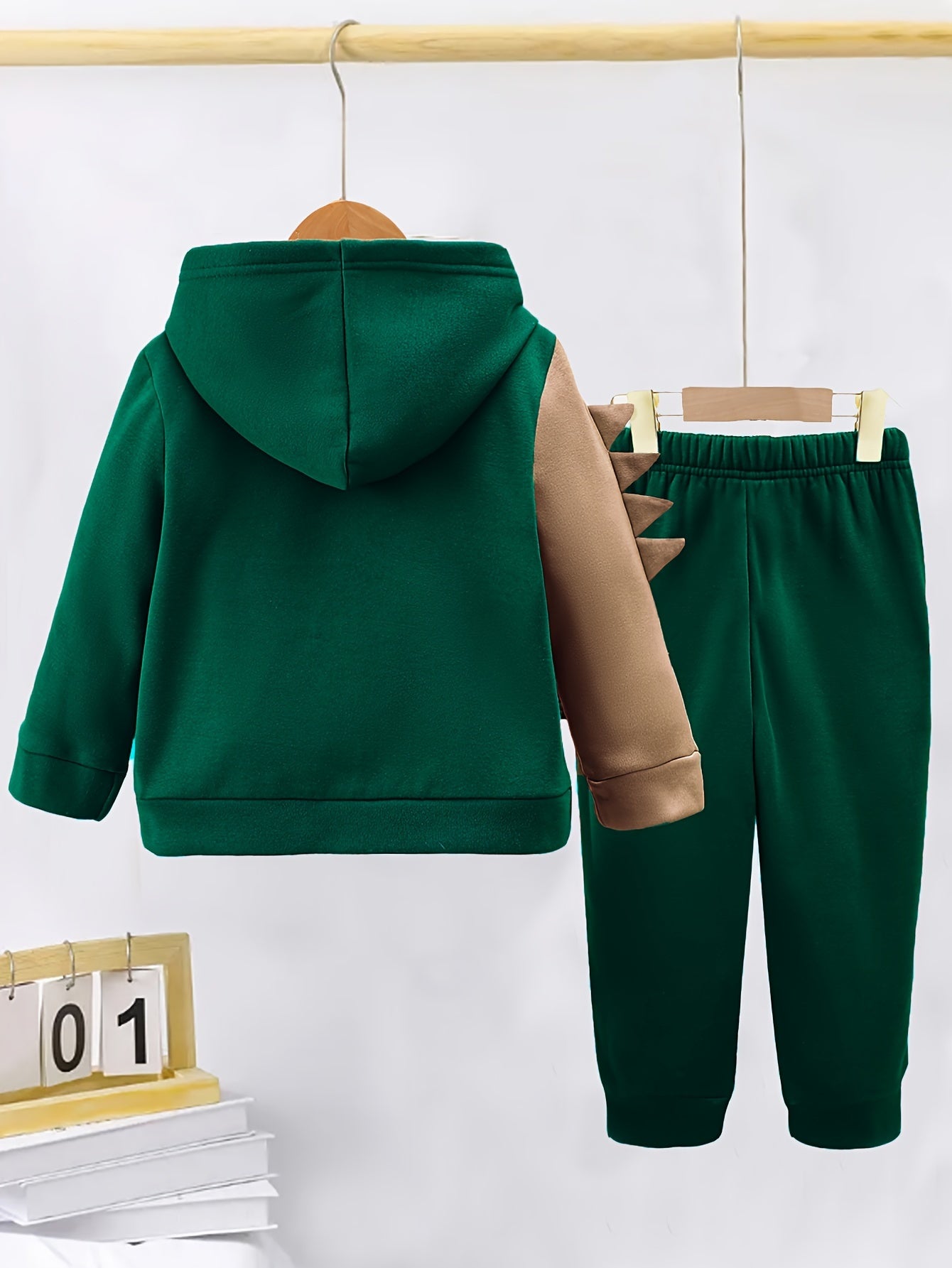 2Pcs Fleece-Lined Hoodie And Pants Set